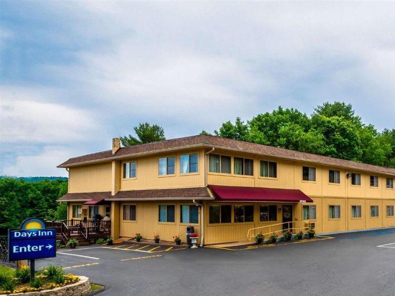 Days Inn By Wyndham Wurtsboro Eksteriør billede